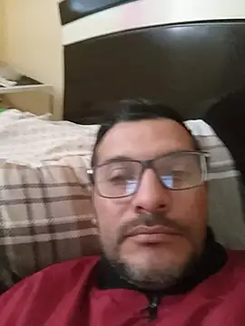 Snapshot of RIchar05 chatting on 07-05-26, 05:20 RIchar05 online show from 07-05-26, 05:20