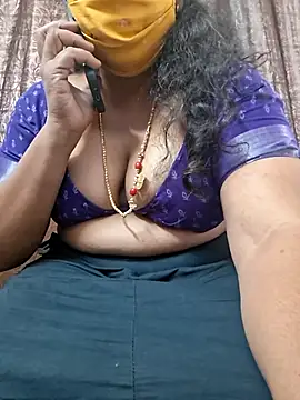 Snapshot of Hot_Sreeja_Tamil chatting on 07-07-26, 07:23 Hot Sreeja Tamil online show from 07-07-26, 07:23