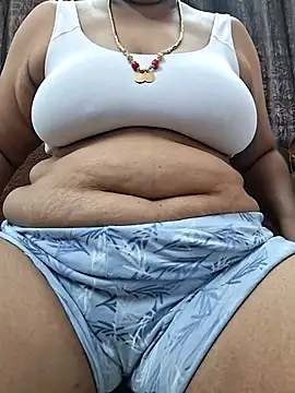 Snapshot of Hot_Sreeja_Tamil chatting on 07-08-26, 05:34 Hot Sreeja Tamil online show from 07-08-26, 05:34