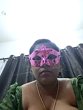 Snapshot of Hot_Sreeja_Tamil chatting on 07-30-26, 01:10 Hot Sreeja Tamil online show from 07-30-26, 01:10
