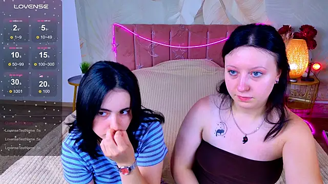 Snapshot of RuthHalll chatting on 07-06-26, 03:03 RuthHalll online show from 07-06-26, 03:03