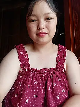Linna-bae online show from 07-14-26, 02:05