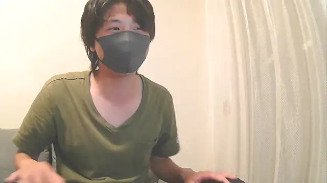 Snapshot of Natsu_x_ chatting on 08-01-26, 03:44 Natsu x online show from 08-01-26, 03:44