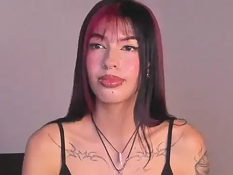 Snapshot of EvaBenely_ chatting on 07-05-26, 06:53 EvaBenely online show from 07-05-26, 06:53