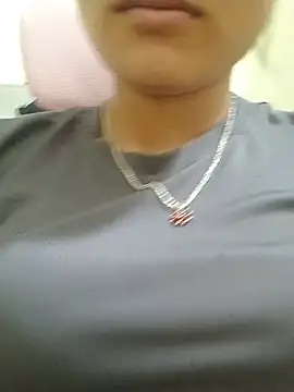 Snapshot of kye_love chatting on 06-05-26, 05:47 kye love online show from 06-05-26, 05:47