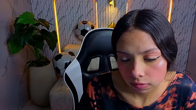Snapshot of samantha_tx_ chatting on 06-23-26, 03:04 samantha tx online show from 06-23-26, 03:04