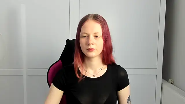 Snapshot of Skylar_spring chatting on 07-01-26, 06:15 Skylar spring online show from 07-01-26, 06:15