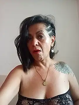 Snapshot of awezomepenelope chatting on 06-26-26, 06:34 awezomepenelope online show from 06-26-26, 06:34