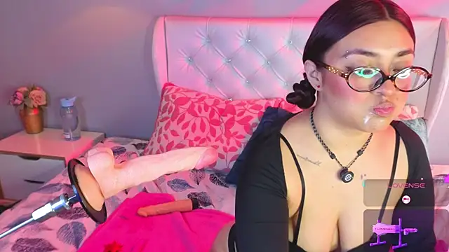 ginger honey  online show from 07-16-26, 01:06