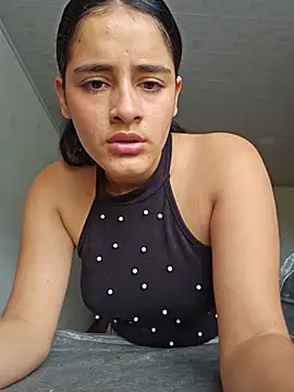 Snapshot of Emmaa-_- chatting on 07-20-26, 08:44 Emmaa- - online show from 07-20-26, 08:44