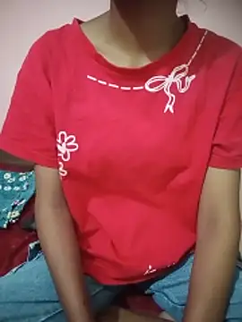 Snapshot of sonakshi88 chatting on 06-08-26, 05:08 sonakshi88 online show from 06-08-26, 05:08