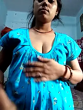 Snapshot of Hoty-sona chatting on 06-07-26, 05:11 Hoty-sona online show from 06-07-26, 05:11