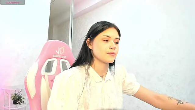 Snapshot of Baby_Sunsh1ne_ chatting on 07-02-26, 07:47 Baby Sunsh1ne online show from 07-02-26, 07:47