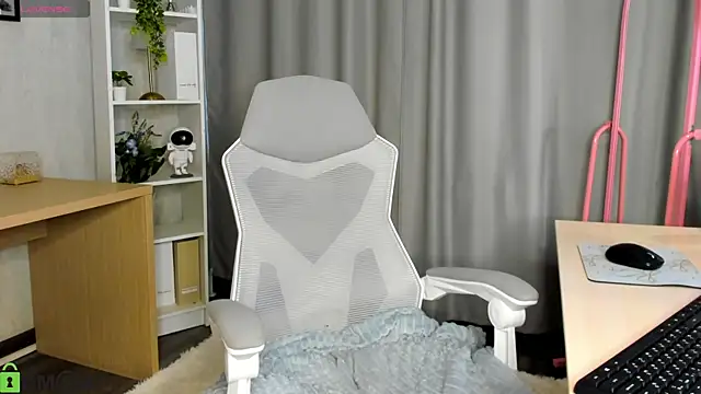 Snapshot of Baby_Sunsh1ne_ chatting on 07-14-26, 01:08 Baby Sunsh1ne online show from 07-14-26, 01:08