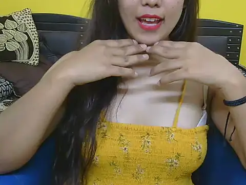 Snapshot of sweety-ritika chatting on 06-12-26, 06:45 sweety-ritika online show from 06-12-26, 06:45