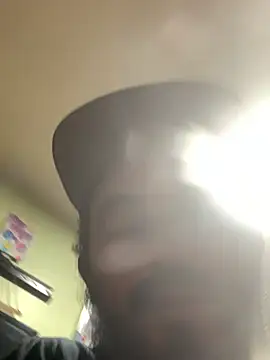 Snapshot of urratherme chatting on 06-19-26, 05:23 urratherme online show from 06-19-26, 05:23
