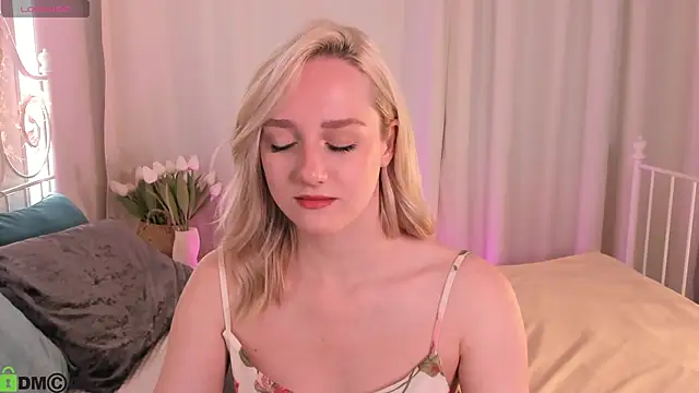 Chloe-Deccer online show from 07-20-26, 01:09