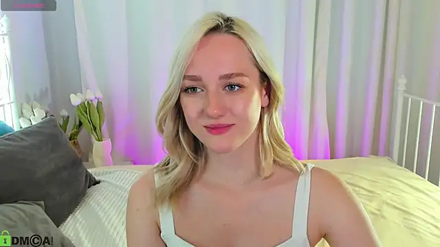 Chloe-Deccer online show from 07-25-26, 01:04