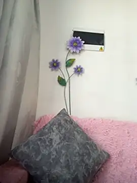 Mia Hony online show from 07-13-26, 07:27