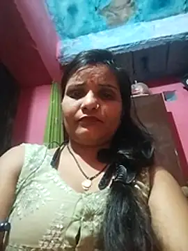 Snapshot of Cut_rani64 chatting on 07-01-26, 04:51 Cut rani64 online show from 07-01-26, 04:51