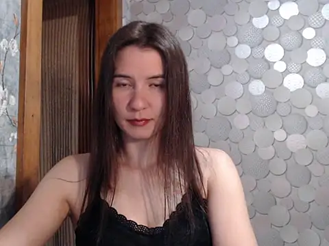 Snapshot of Mysti_Glow chatting on 06-27-26, 12:55 Mysti Glow online show from 06-27-26, 12:55