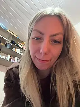 Snapshot of Alana_sc chatting on 07-14-26, 07:08 Alana sc online show from 07-14-26, 07:08