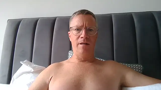 Snapshot of SinfulPulse69 chatting on 06-12-26, 11:20 SinfulPulse69 online show from 06-12-26, 11:20