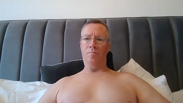 Snapshot of SinfulPulse69 chatting on 06-15-26, 05:42 SinfulPulse69 online show from 06-15-26, 05:42