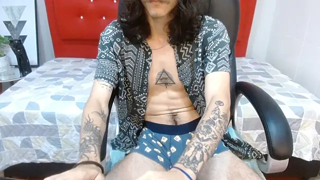 Snapshot of bigcock_robert chatting on 07-09-26, 08:02 bigcock robert online show from 07-09-26, 08:02