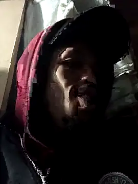 whitecock8-8 online show from 07-04-26, 06:36
