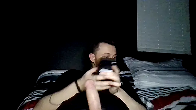 Snapshot of Mikecloudyhawk chatting on 06-27-26, 12:22 Mikecloudyhawk online show from 06-27-26, 12:22