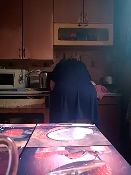 Snapshot of oksana72 chatting on 10-16-25, 07:09 oksana72 online show from 10-16-25, 07:09