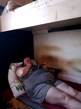 Snapshot of oksana72 chatting on 03-16-26, 08:40 oksana72 online show from 03-16-26, 08:40