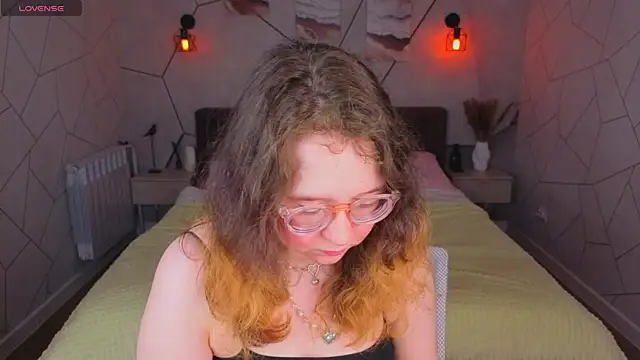 Aleks-casterrr online show from 06-15-26, 05:04