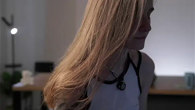 Snapshot of CaseyMulders chatting on 07-07-26, 07:23 CaseyMulders online show from 07-07-26, 07:23