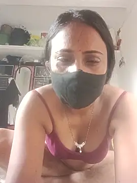 Snapshot of Simi-hot-boudi chatting on 07-15-26, 02:17 Simi-hot-boudi online show from 07-15-26, 02:17
