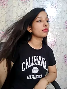 Queen Rosyy online show from 06-25-26, 05:12