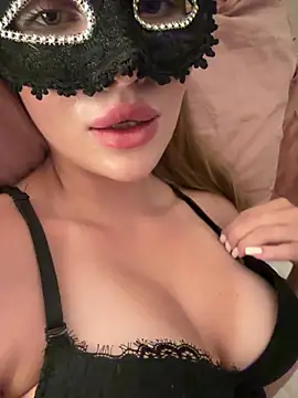 AlexandraMoore03 online show from 06-16-26, 08:11