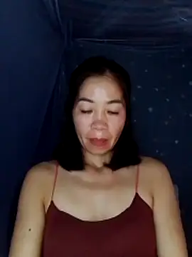 Snapshot of -Nena_ chatting on 06-08-26, 12:49 -Nena online show from 06-08-26, 12:49