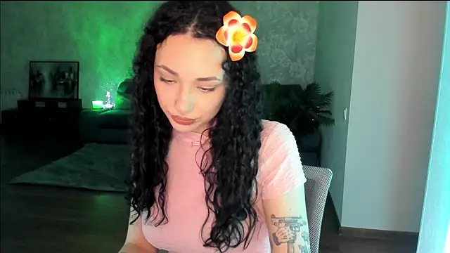 elisskriter online show from 06-18-26, 07:40