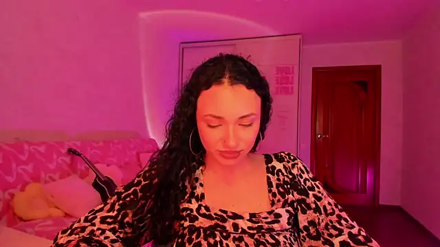 elisskriter online show from 06-19-26, 12:09