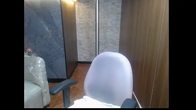 Snapshot of ariel_1_ chatting on 07-13-26, 12:19 ariel 1 online show from 07-13-26, 12:19