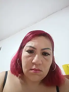 Agata Traviesa online show from 06-22-26, 12:02