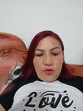 Agata Traviesa online show from 07-04-26, 01:28