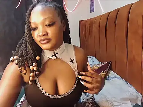 PrettyNyra online show from 07-13-26, 03:37