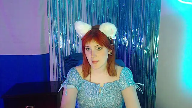 Snapshot of AleximkA chatting on 06-19-26, 07:06 AleximkA online show from 06-19-26, 07:06