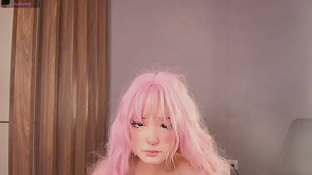 Snapshot of mimi_cutee chatting on 06-14-26, 03:52 mimi cutee online show from 06-14-26, 03:52