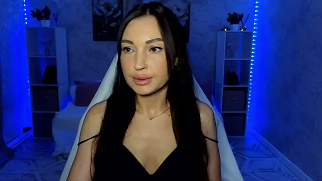 NikoleMills online show from 07-11-26, 06:05