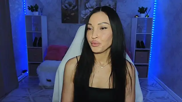 NikoleMills online show from 07-22-26, 05:21