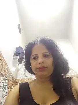 Snapshot of SWEETY01990 chatting on 07-19-26, 02:04 SWEETY01990 online show from 07-19-26, 02:04